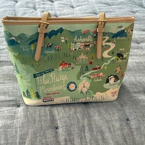 Spartina 449- blue ridge mountain bag